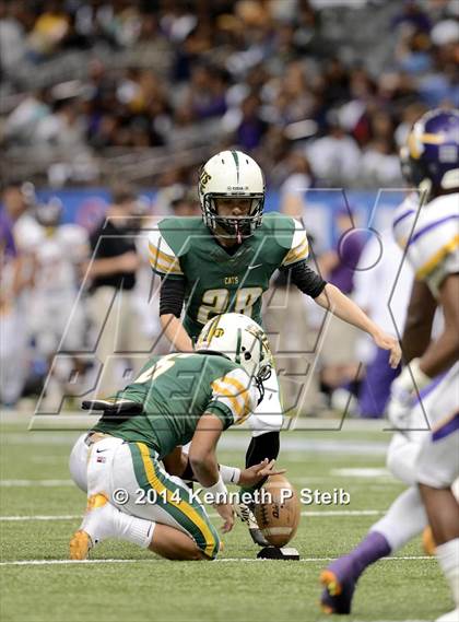Thumbnail 1 in Amite vs. Livonia (LHSAA 3A Final) photogallery.