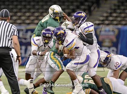 Thumbnail 1 in Amite vs. Livonia (LHSAA 3A Final) photogallery.