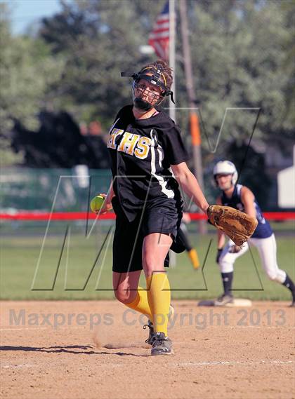 Thumbnail 2 in Southern Huntingdon County vs Keystone (PIAA Class A 1st Round ) photogallery.