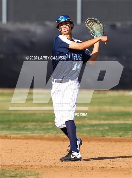 Thumbnail 1 in Burbank @ Saugus photogallery.