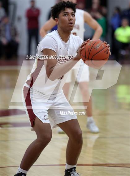 Thumbnail 3 in Hudson vs Newburyport (MIAA Division 3 Round of 32) photogallery.