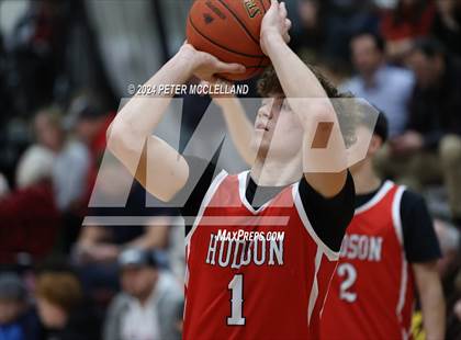 Thumbnail 2 in Hudson vs Newburyport (MIAA Division 3 Round of 32) photogallery.