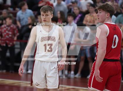 Thumbnail 2 in Hudson vs Newburyport (MIAA Division 3 Round of 32) photogallery.