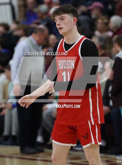 Thumbnail 2 in Hudson vs Newburyport (MIAA Division 3 Round of 32) photogallery.