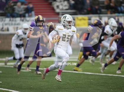Thumbnail 1 in Escalon vs. Hilmar (CIF SJS D6 Final) photogallery.