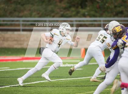 Thumbnail 3 in Escalon vs. Hilmar (CIF SJS D6 Final) photogallery.