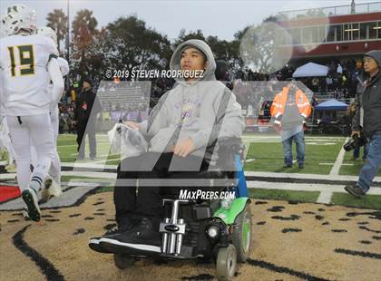 Thumbnail 3 in Escalon vs. Hilmar (CIF SJS D6 Final) photogallery.