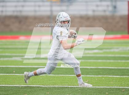 Thumbnail 1 in Escalon vs. Hilmar (CIF SJS D6 Final) photogallery.