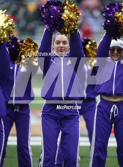 Thumbnail 1 in Escalon vs. Hilmar (CIF SJS D6 Final) photogallery.