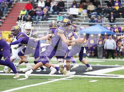 Thumbnail 1 in Escalon vs. Hilmar (CIF SJS D6 Final) photogallery.