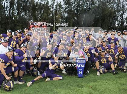 Thumbnail 3 in Escalon vs. Hilmar (CIF SJS D6 Final) photogallery.