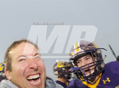 Thumbnail 3 in Escalon vs. Hilmar (CIF SJS D6 Final) photogallery.