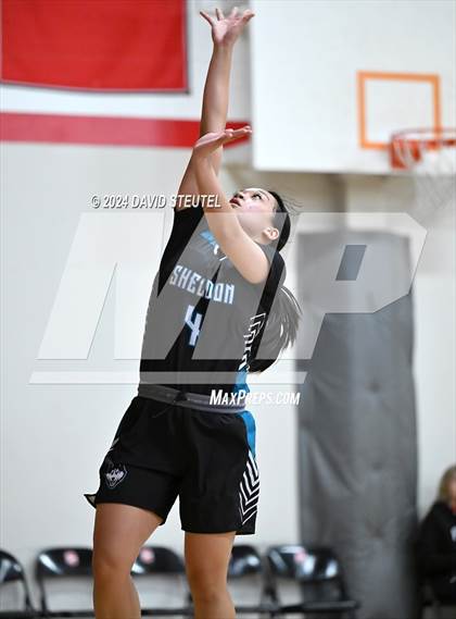 Thumbnail 2 in Sheldon vs. Fowler (Sac Adventist Holiday Invitational) photogallery.