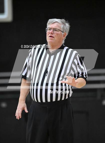 Thumbnail 3 in Sheldon vs. Fowler (Sac Adventist Holiday Invitational) photogallery.