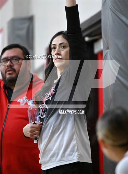 Thumbnail 3 in Sheldon vs. Fowler (Sac Adventist Holiday Invitational) photogallery.