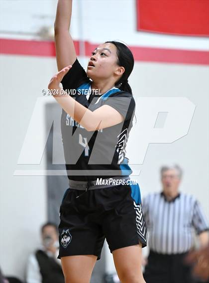 Thumbnail 3 in Sheldon vs. Fowler (Sac Adventist Holiday Invitational) photogallery.