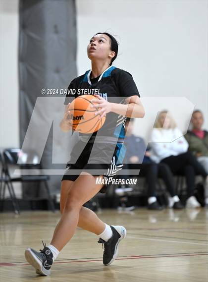 Thumbnail 3 in Sheldon vs. Fowler (Sac Adventist Holiday Invitational) photogallery.