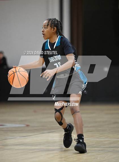 Thumbnail 2 in Sheldon vs. Fowler (Sac Adventist Holiday Invitational) photogallery.