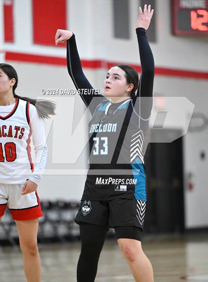 Thumbnail 3 in Sheldon vs. Fowler (Sac Adventist Holiday Invitational) photogallery.