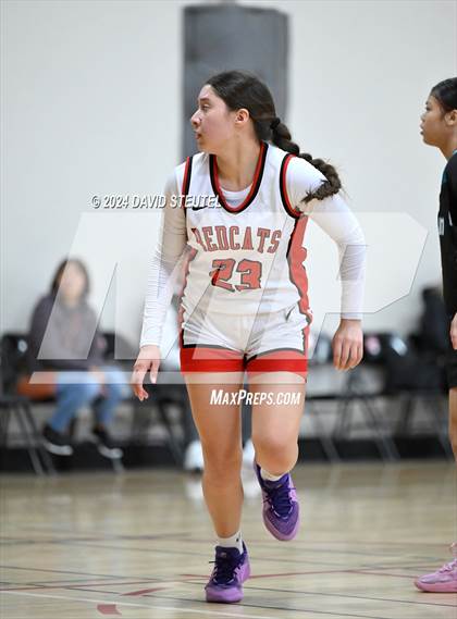 Thumbnail 2 in Sheldon vs. Fowler (Sac Adventist Holiday Invitational) photogallery.
