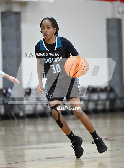 Thumbnail 1 in Sheldon vs. Fowler (Sac Adventist Holiday Invitational) photogallery.