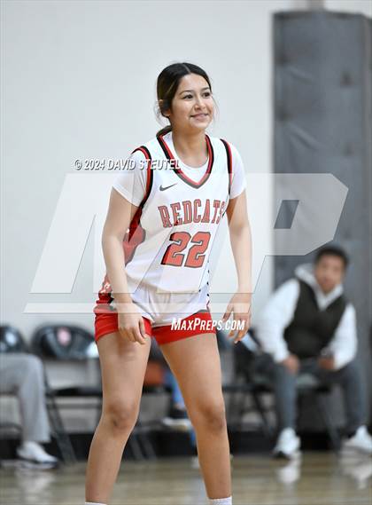 Thumbnail 3 in Sheldon vs. Fowler (Sac Adventist Holiday Invitational) photogallery.