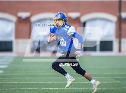 Thumbnail 2 in Lord Botetourt vs. Hopewell (VHSL Class 3 Final) photogallery.