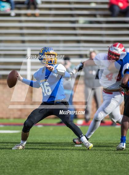 Thumbnail 3 in Lord Botetourt vs. Hopewell (VHSL Class 3 Final) photogallery.