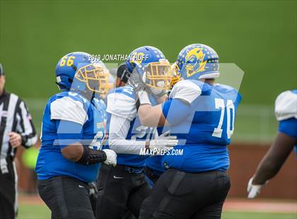 Thumbnail 2 in Lord Botetourt vs. Hopewell (VHSL Class 3 Final) photogallery.