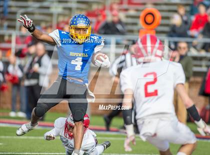 Thumbnail 3 in Lord Botetourt vs. Hopewell (VHSL Class 3 Final) photogallery.
