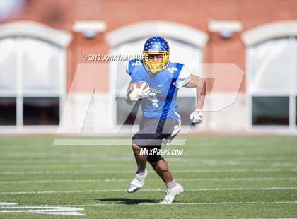 Thumbnail 3 in Lord Botetourt vs. Hopewell (VHSL Class 3 Final) photogallery.