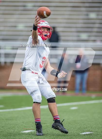 Thumbnail 3 in Lord Botetourt vs. Hopewell (VHSL Class 3 Final) photogallery.