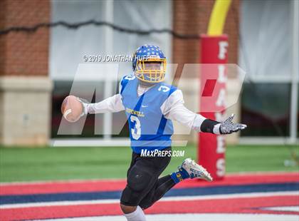 Thumbnail 1 in Lord Botetourt vs. Hopewell (VHSL Class 3 Final) photogallery.