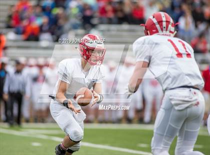 Thumbnail 2 in Lord Botetourt vs. Hopewell (VHSL Class 3 Final) photogallery.