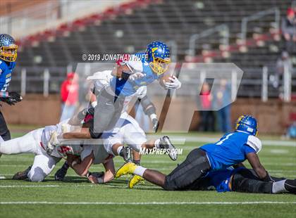 Thumbnail 1 in Lord Botetourt vs. Hopewell (VHSL Class 3 Final) photogallery.