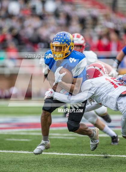 Thumbnail 1 in Lord Botetourt vs. Hopewell (VHSL Class 3 Final) photogallery.