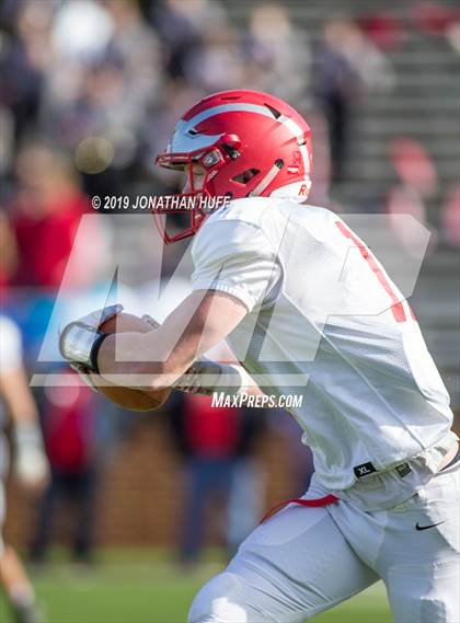 Thumbnail 2 in Lord Botetourt vs. Hopewell (VHSL Class 3 Final) photogallery.