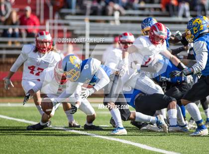 Thumbnail 2 in Lord Botetourt vs. Hopewell (VHSL Class 3 Final) photogallery.