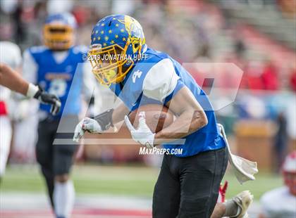 Thumbnail 2 in Lord Botetourt vs. Hopewell (VHSL Class 3 Final) photogallery.