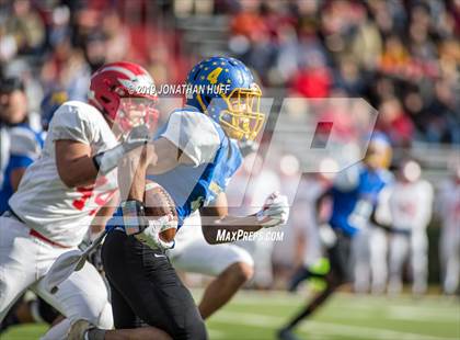 Thumbnail 2 in Lord Botetourt vs. Hopewell (VHSL Class 3 Final) photogallery.