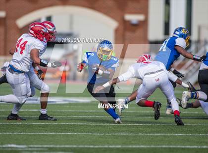 Thumbnail 2 in Lord Botetourt vs. Hopewell (VHSL Class 3 Final) photogallery.