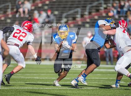 Thumbnail 3 in Lord Botetourt vs. Hopewell (VHSL Class 3 Final) photogallery.
