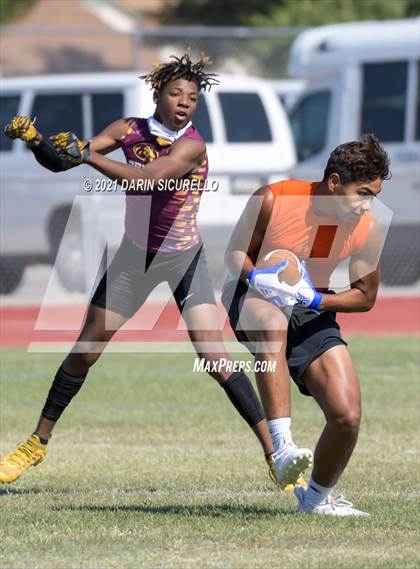Thumbnail 1 in Thunderbird vs Mountain Pointe (Cactus Duel Out West 7-on-7 Tournament) photogallery.