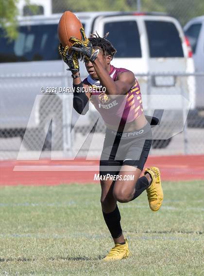 Thumbnail 3 in Thunderbird vs Mountain Pointe (Cactus Duel Out West 7-on-7 Tournament) photogallery.
