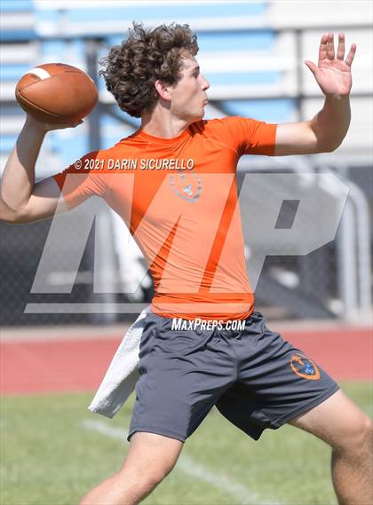 Thumbnail 2 in Thunderbird vs Mountain Pointe (Cactus Duel Out West 7-on-7 Tournament) photogallery.