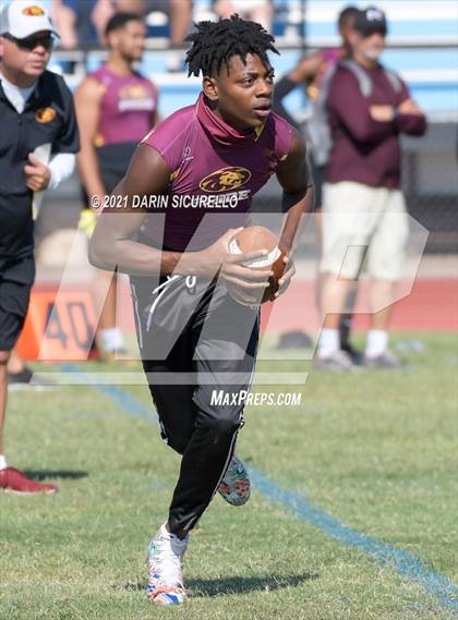 Thumbnail 2 in Thunderbird vs Mountain Pointe (Cactus Duel Out West 7-on-7 Tournament) photogallery.