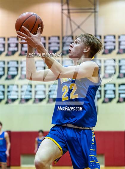 Thumbnail 2 in North Central vs Homestead (Paul Loggan Memorial Invitational) photogallery.