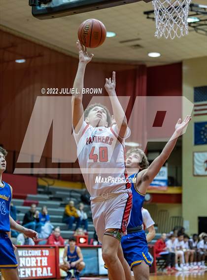 Thumbnail 3 in North Central vs Homestead (Paul Loggan Memorial Invitational) photogallery.