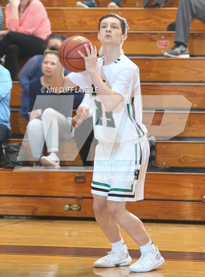 Thumbnail 2 in Georgetown Prep vs Roswell (Rotary Roundball Classic) photogallery.