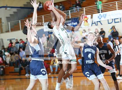 Thumbnail 2 in Georgetown Prep vs Roswell (Rotary Roundball Classic) photogallery.
